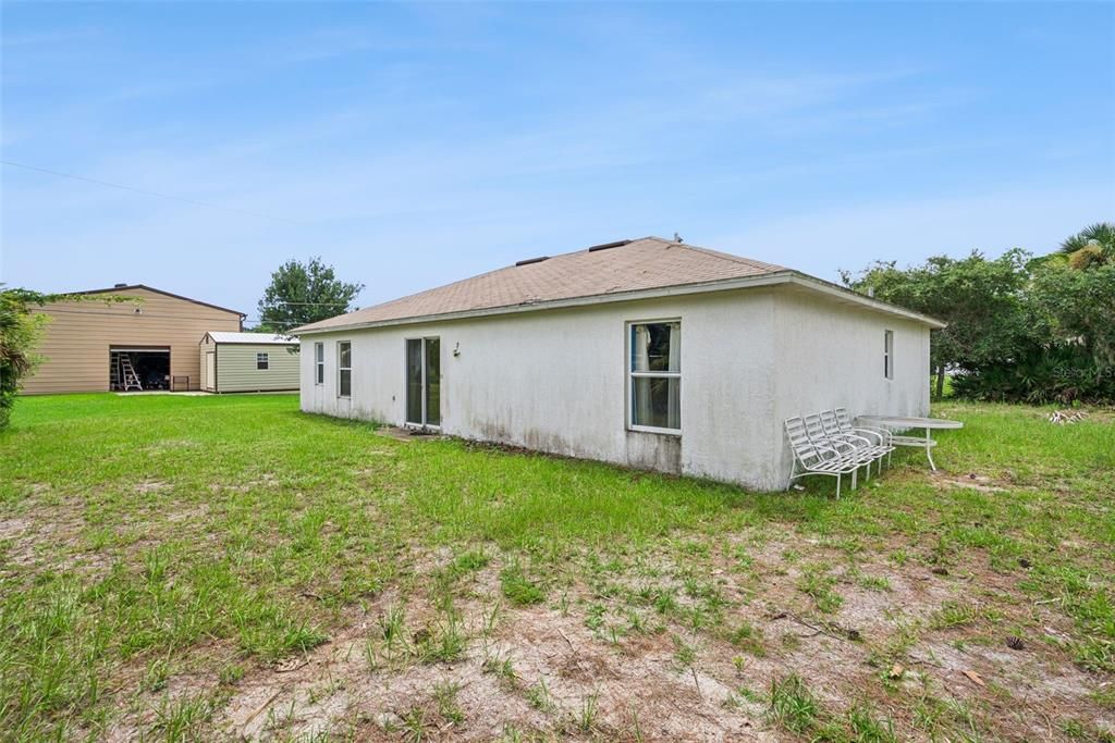 For Sale: $320,000 (3 beds, 2 baths, 1340 Square Feet)
