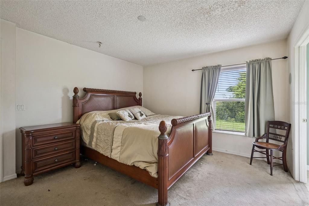 For Sale: $320,000 (3 beds, 2 baths, 1340 Square Feet)