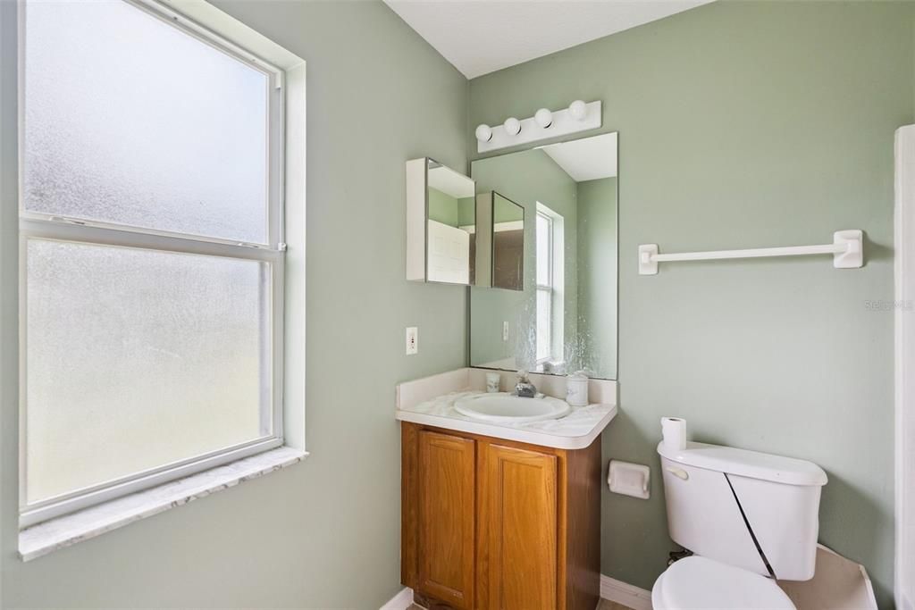 For Sale: $320,000 (3 beds, 2 baths, 1340 Square Feet)