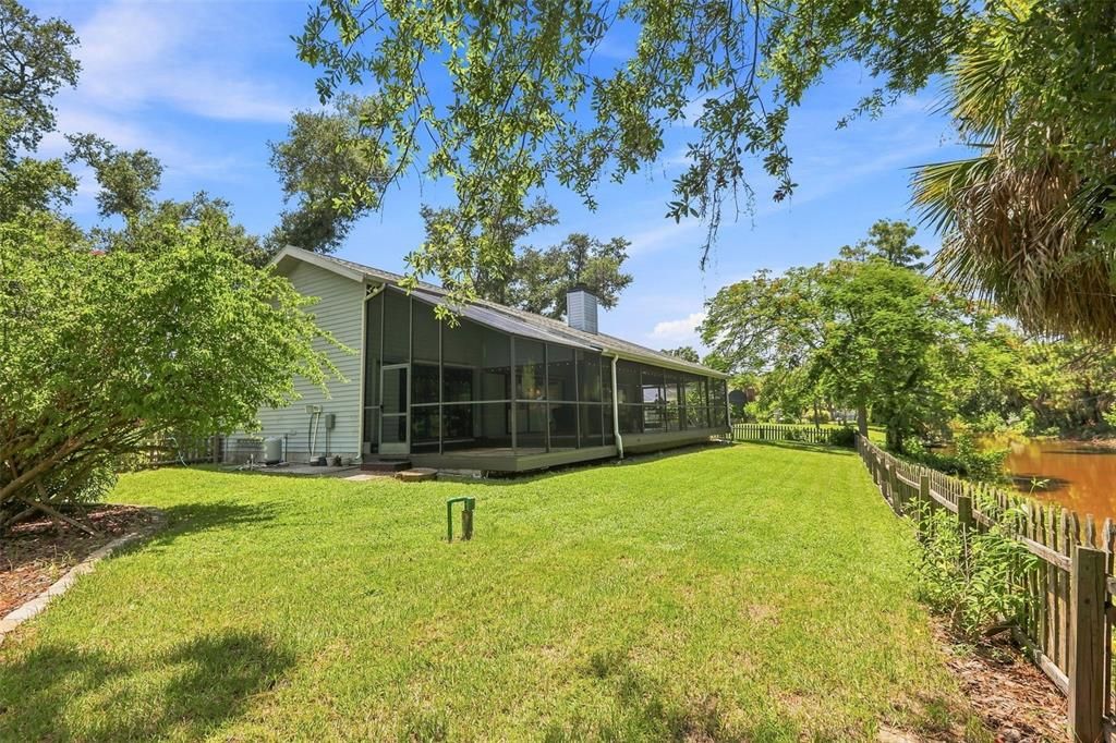 En Venta: $850,000 (3 camas, 2 baños, 2297 Pies cuadrados)