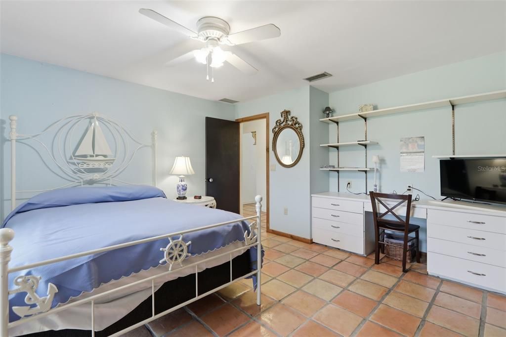 En Venta: $850,000 (3 camas, 2 baños, 2297 Pies cuadrados)