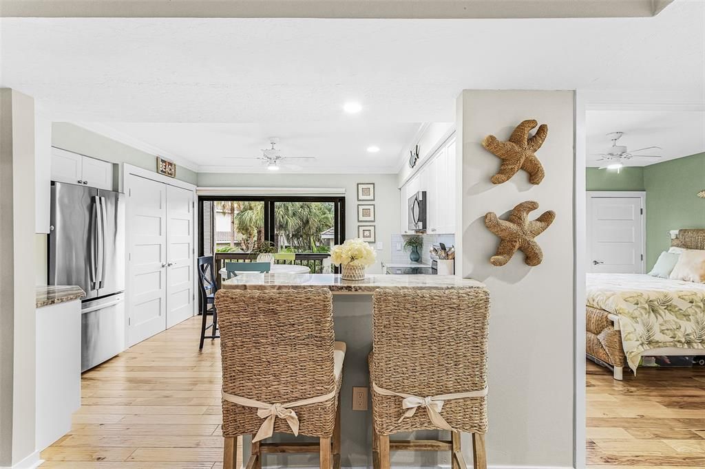 En Venta: $799,900 (2 camas, 2 baños, 1352 Pies cuadrados)