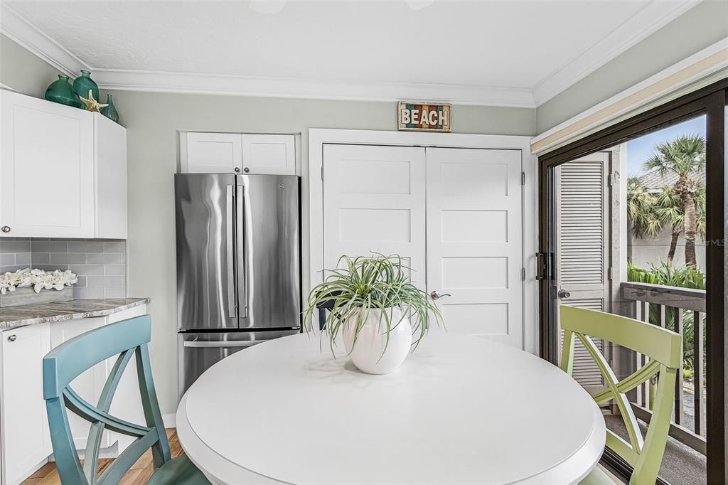 En Venta: $799,900 (2 camas, 2 baños, 1352 Pies cuadrados)