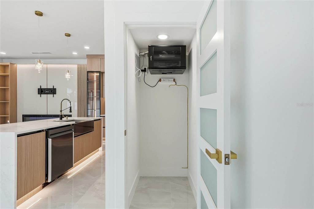 En Venta: $1,679,000 (3 camas, 3 baños, 2499 Pies cuadrados)