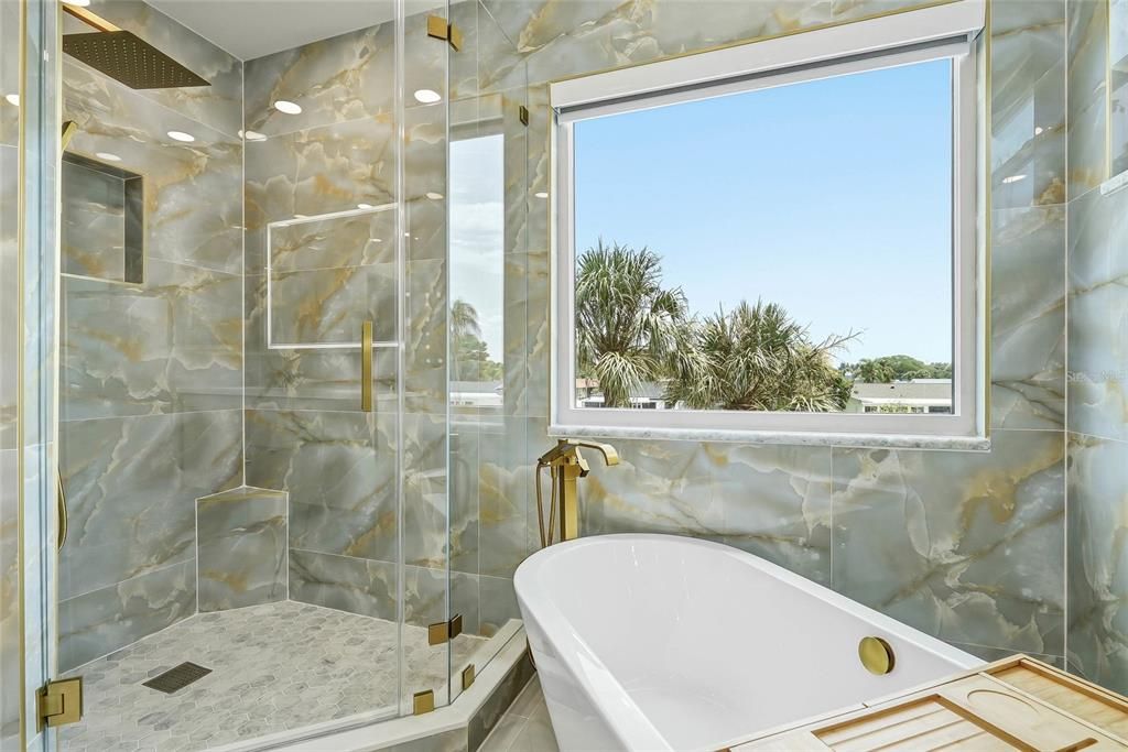 En Venta: $1,679,000 (3 camas, 3 baños, 2499 Pies cuadrados)