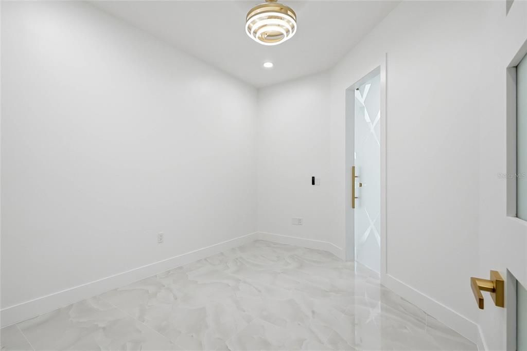 En Venta: $1,679,000 (3 camas, 3 baños, 2499 Pies cuadrados)