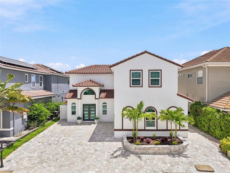 En Venta: $1,679,000 (3 camas, 3 baños, 2499 Pies cuadrados)