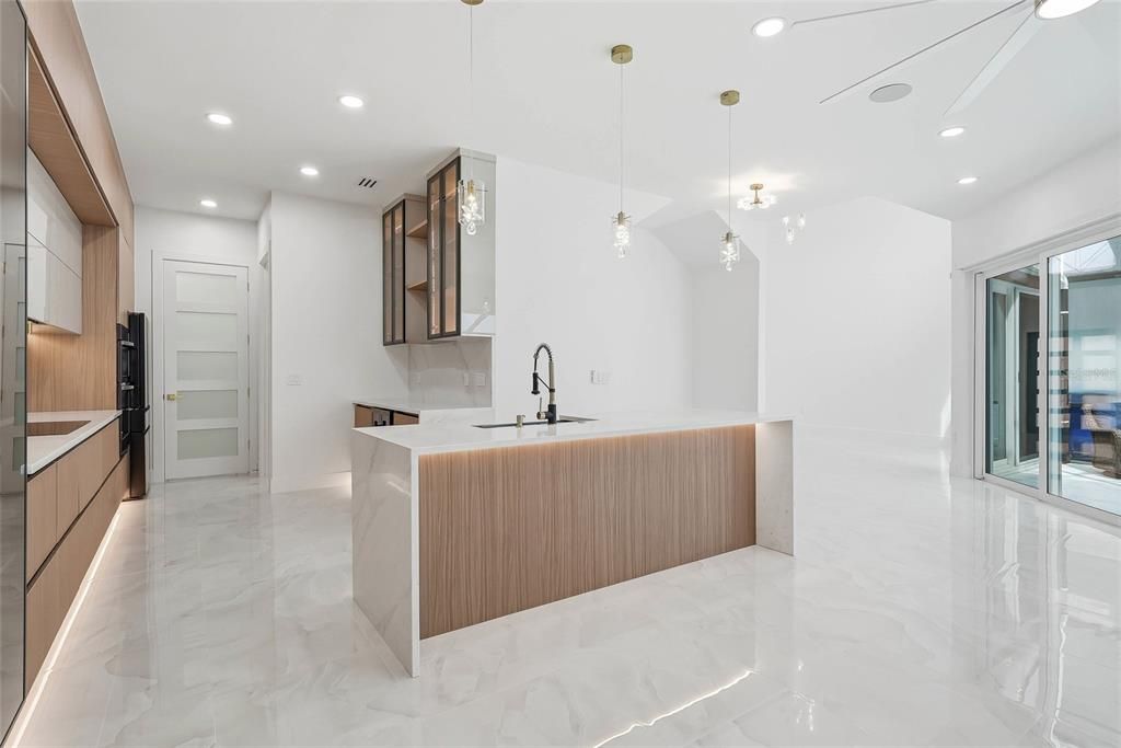 En Venta: $1,679,000 (3 camas, 3 baños, 2499 Pies cuadrados)