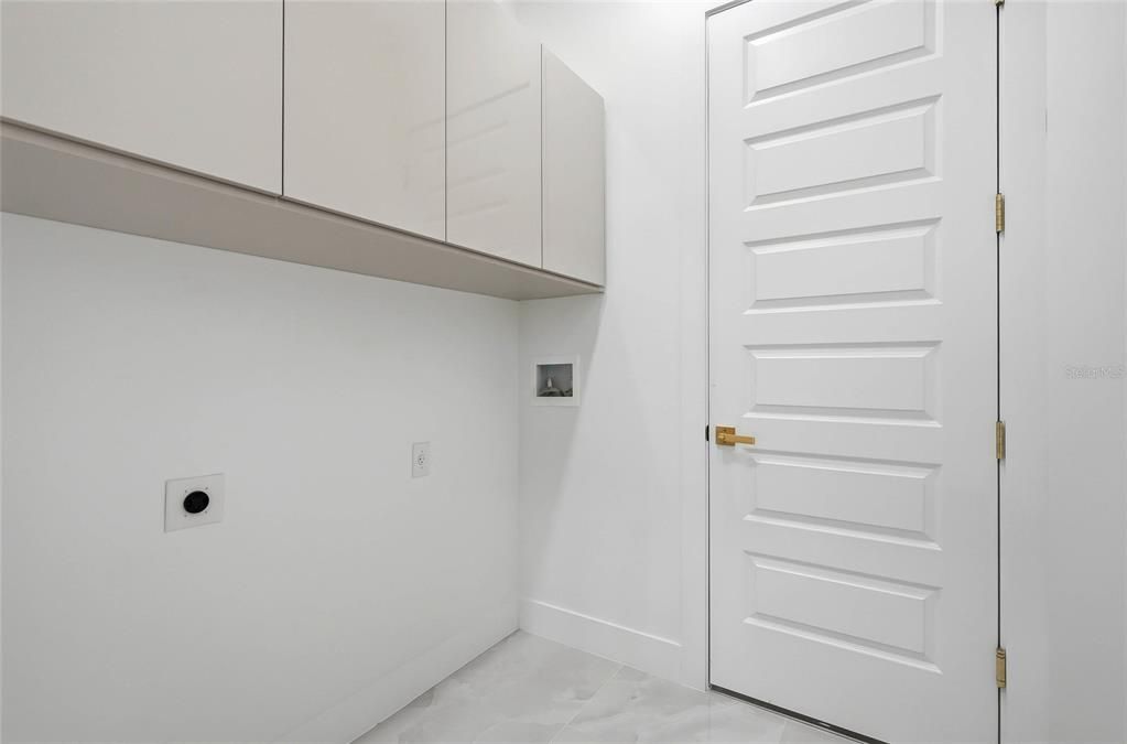 En Venta: $1,679,000 (3 camas, 3 baños, 2499 Pies cuadrados)
