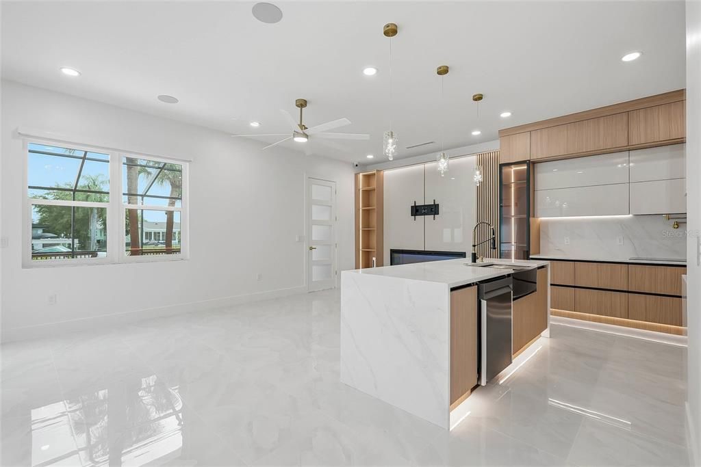 En Venta: $1,679,000 (3 camas, 3 baños, 2499 Pies cuadrados)