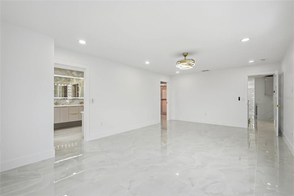 En Venta: $1,679,000 (3 camas, 3 baños, 2499 Pies cuadrados)