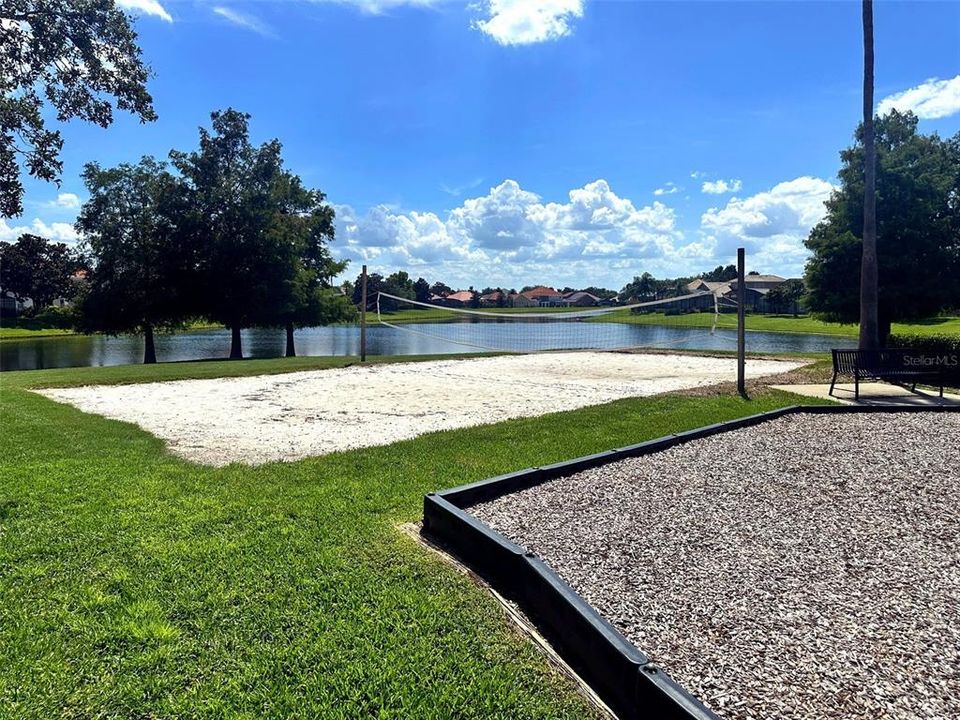 En Venta: $649,500 (5 camas, 3 baños, 2626 Pies cuadrados)
