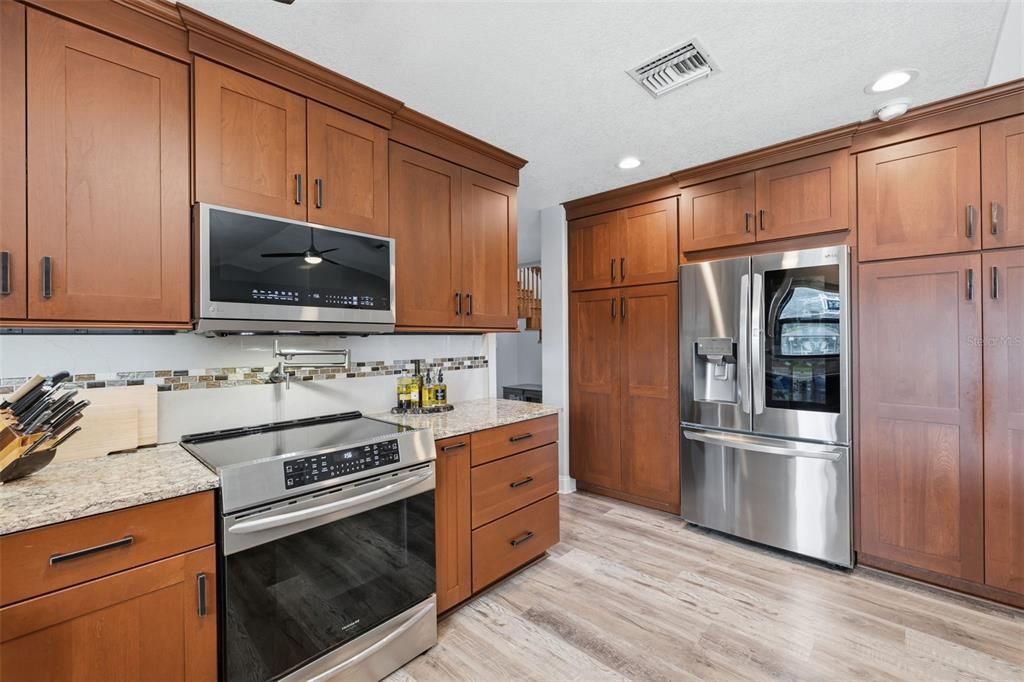 En Venta: $968,000 (4 camas, 3 baños, 3172 Pies cuadrados)