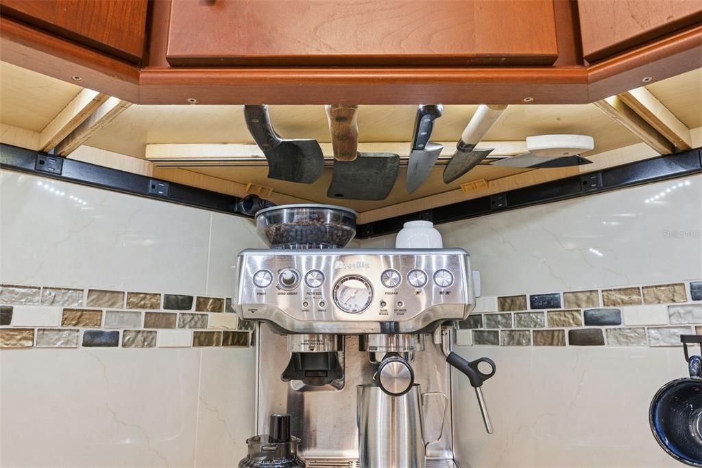 En Venta: $968,000 (4 camas, 3 baños, 3172 Pies cuadrados)