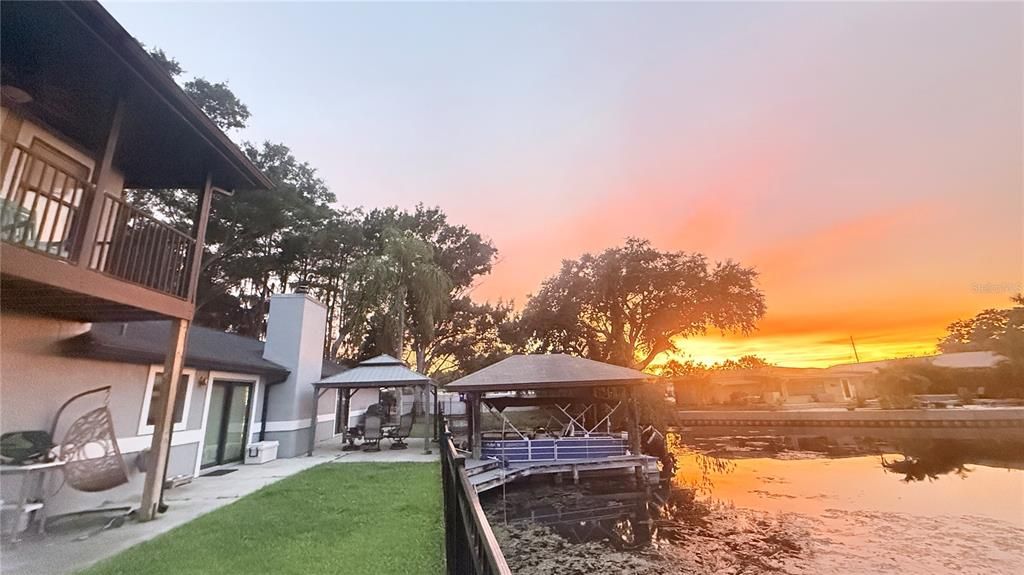 En Venta: $968,000 (4 camas, 3 baños, 3172 Pies cuadrados)