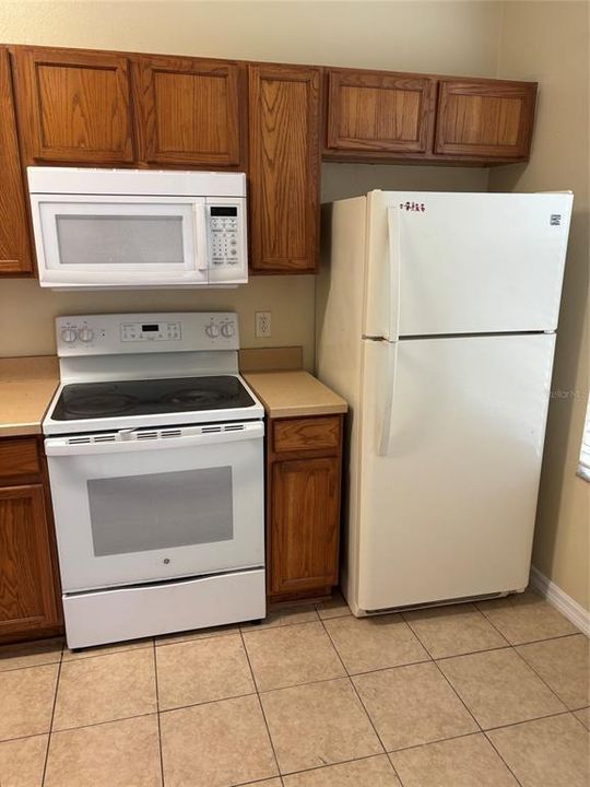 В аренду: $1,895 (3 спален, 2 ванн, 1384 Квадратных фут)