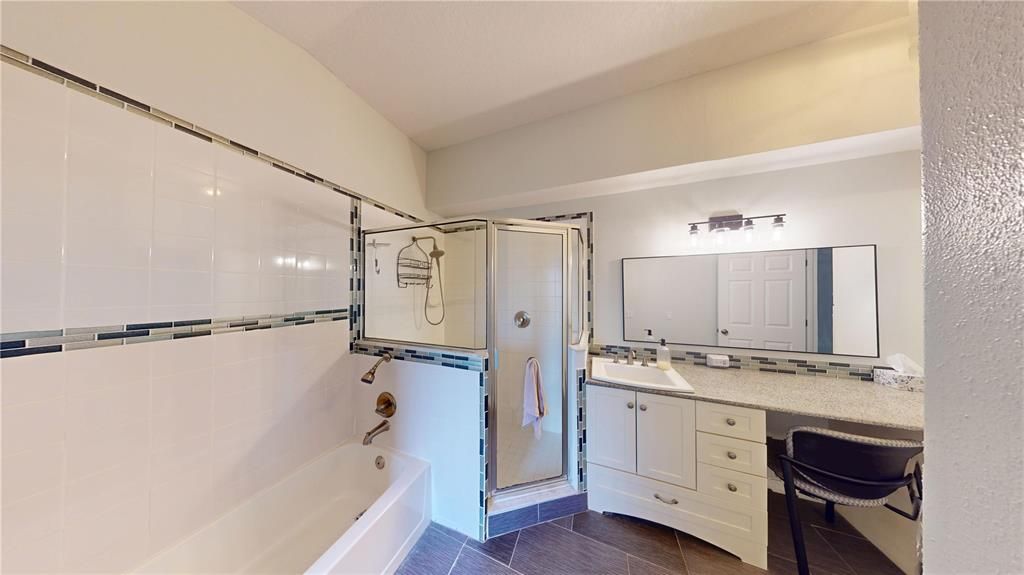 En Venta: $359,900 (4 camas, 2 baños, 2072 Pies cuadrados)