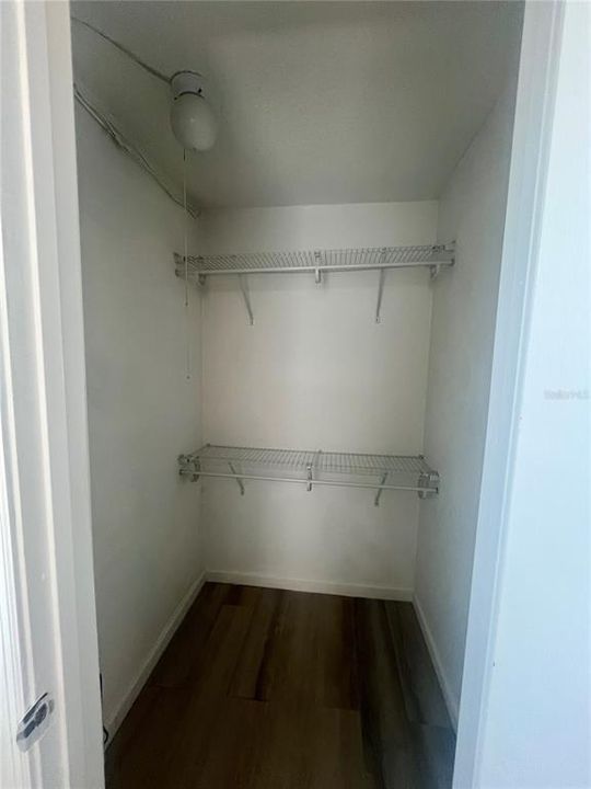 В аренду: $2,250 (4 спален, 3 ванн, 1096 Квадратных фут)