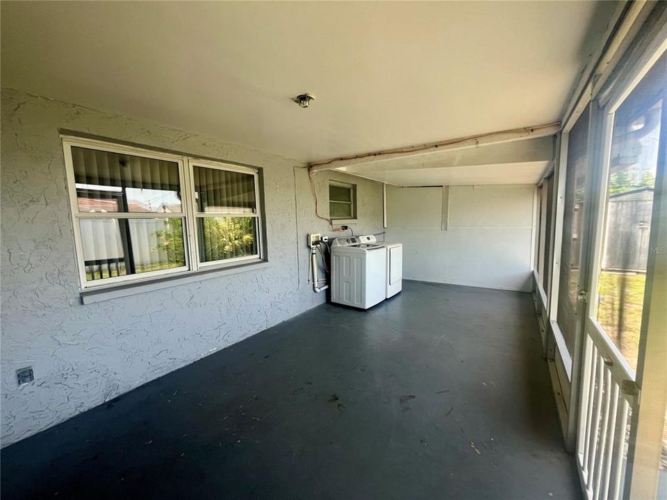 В аренду: $2,250 (4 спален, 3 ванн, 1096 Квадратных фут)