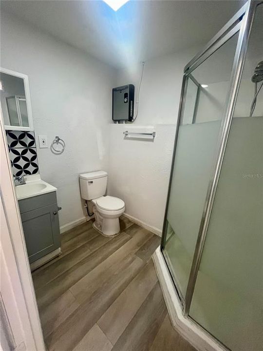 В аренду: $2,250 (4 спален, 3 ванн, 1096 Квадратных фут)