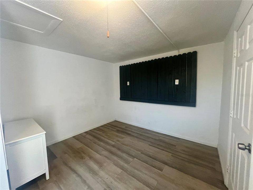 В аренду: $2,250 (4 спален, 3 ванн, 1096 Квадратных фут)