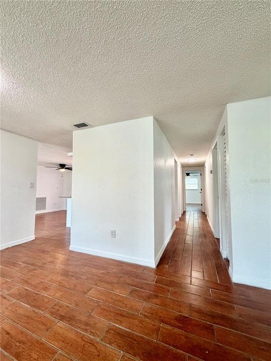 En Renta: $2,150 (3 camas, 2 baños, 1443 Pies cuadrados)
