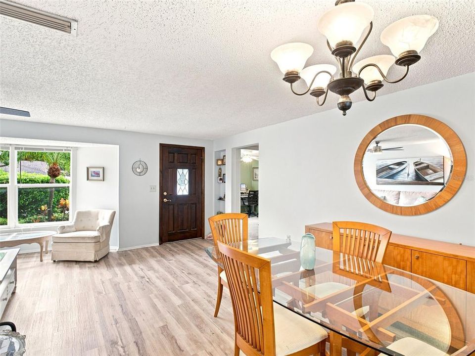 For Sale: $498,500 (3 beds, 2 baths, 1848 Square Feet)
