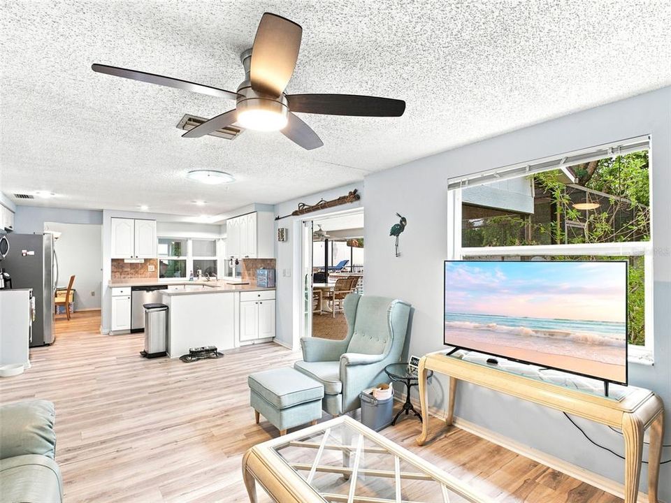 For Sale: $498,500 (3 beds, 2 baths, 1848 Square Feet)