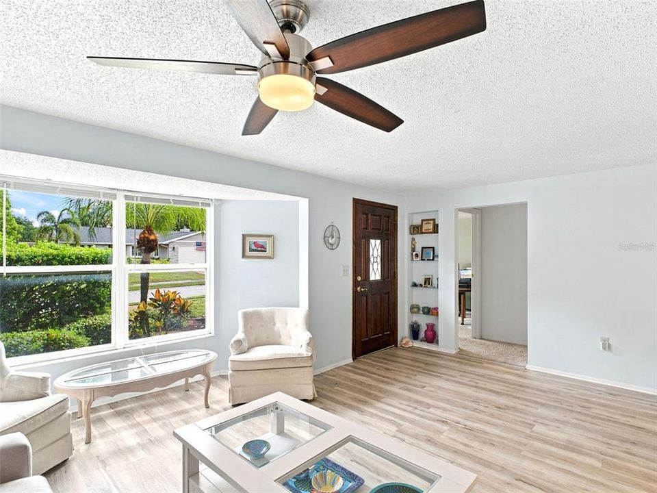 For Sale: $498,500 (3 beds, 2 baths, 1848 Square Feet)