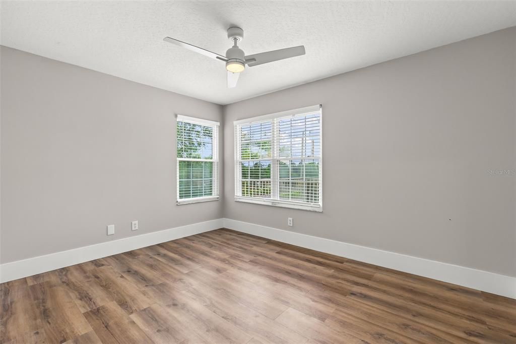В аренду: $3,800 (3 спален, 2 ванн, 2013 Квадратных фут)