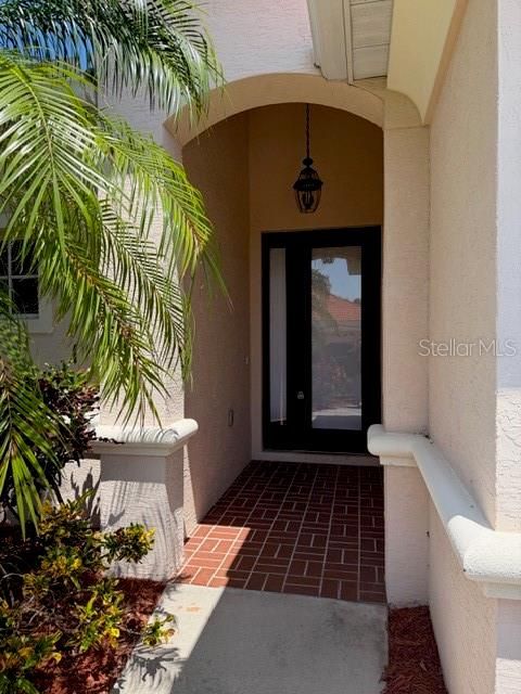 For Rent: $3,595 (4 beds, 3 baths, 2733 Square Feet)