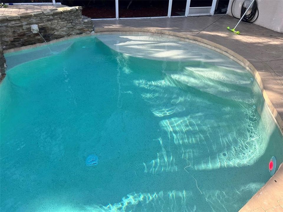For Rent: $3,595 (4 beds, 3 baths, 2733 Square Feet)