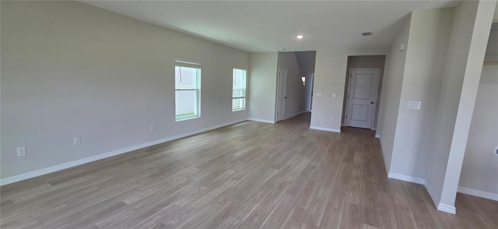 В аренду: $2,950 (5 спален, 3 ванн, 2470 Квадратных фут)