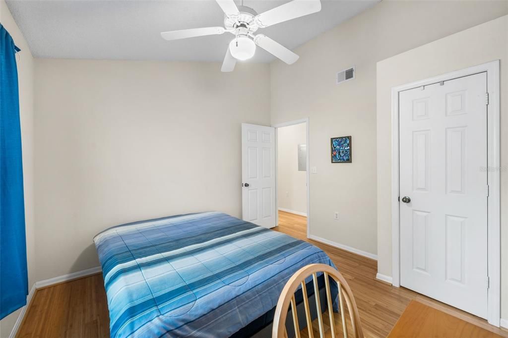 For Sale: $229,900 (3 beds, 2 baths, 1454 Square Feet)