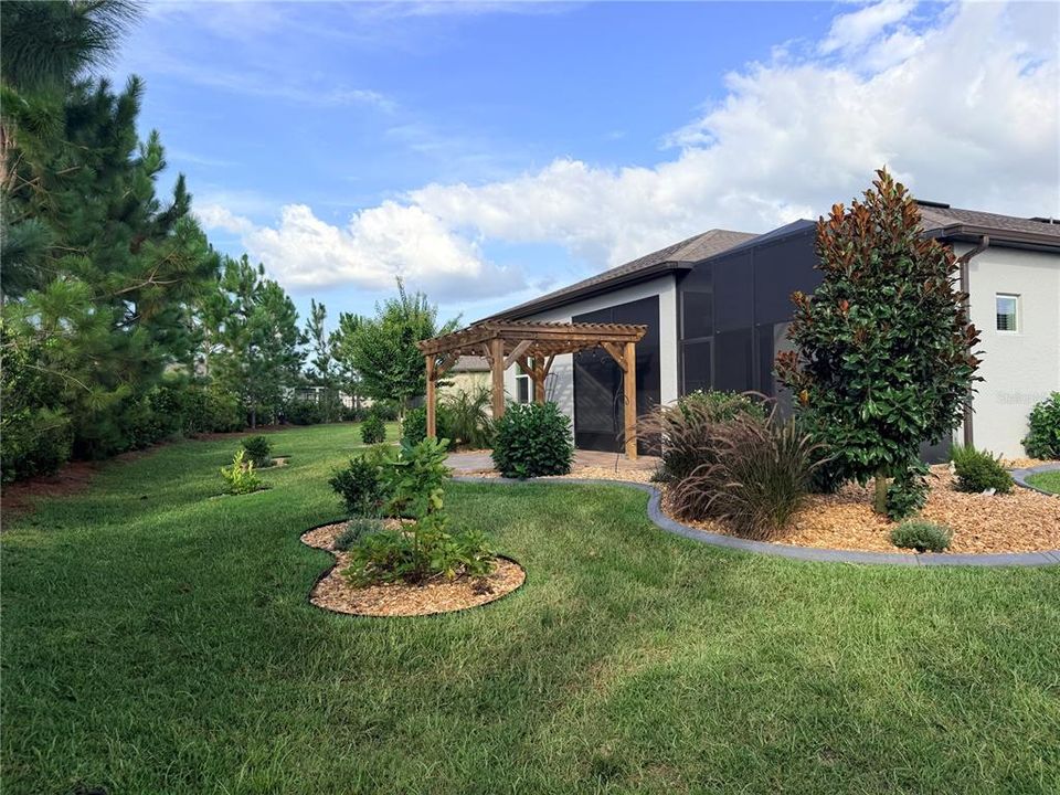 For Sale: $300,000 (3 beds, 2 baths, 2110 Square Feet)