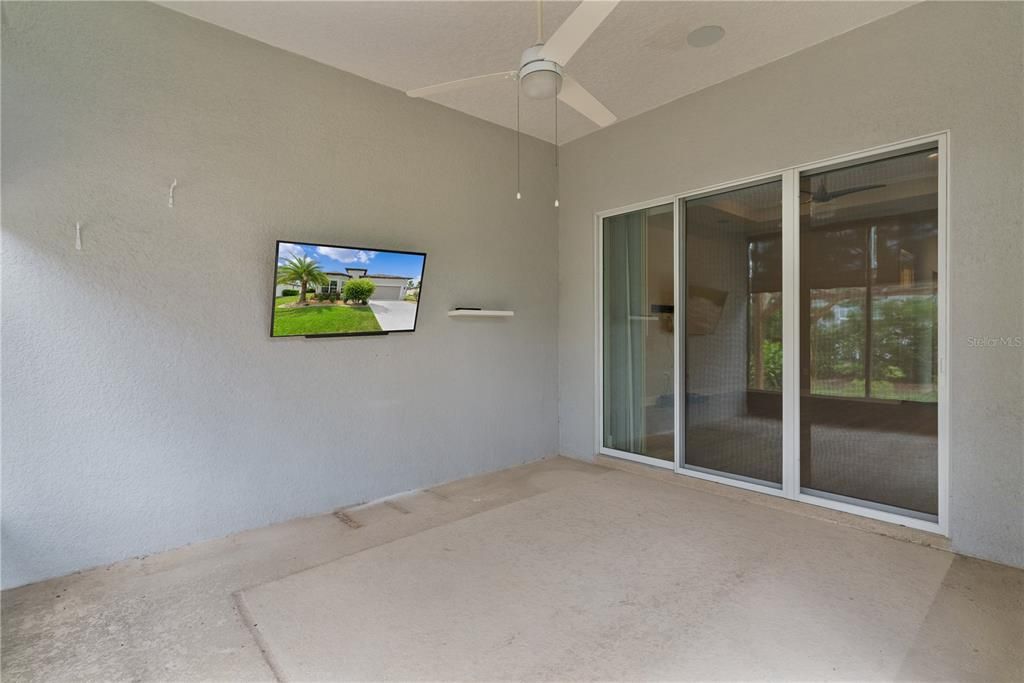 For Sale: $300,000 (3 beds, 2 baths, 2110 Square Feet)