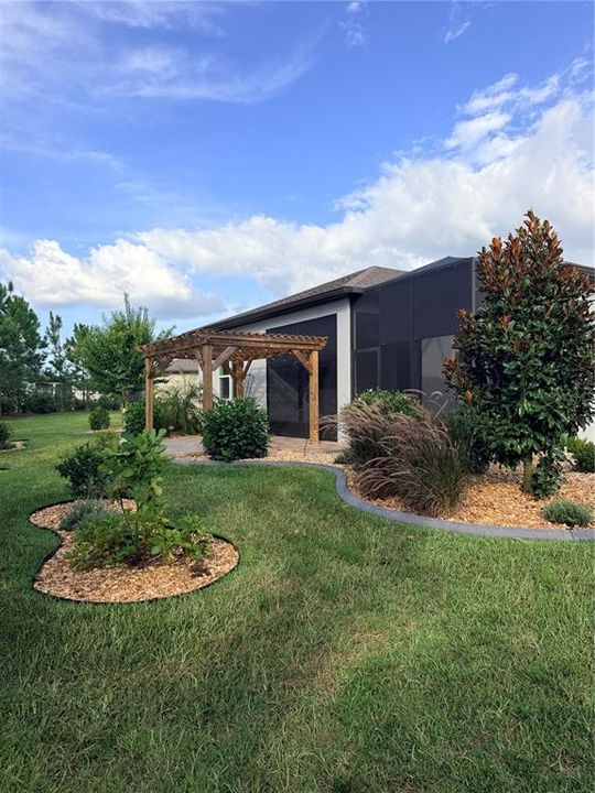For Sale: $300,000 (3 beds, 2 baths, 2110 Square Feet)