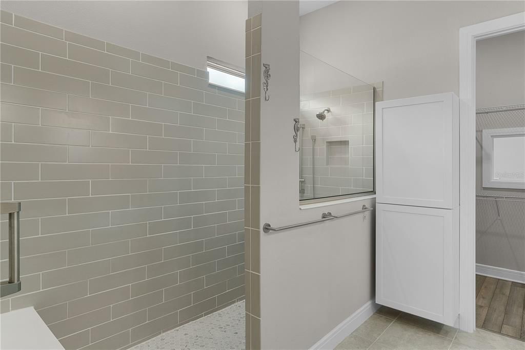 For Sale: $300,000 (3 beds, 2 baths, 2110 Square Feet)