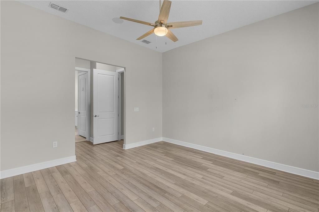 For Sale: $300,000 (3 beds, 2 baths, 2110 Square Feet)