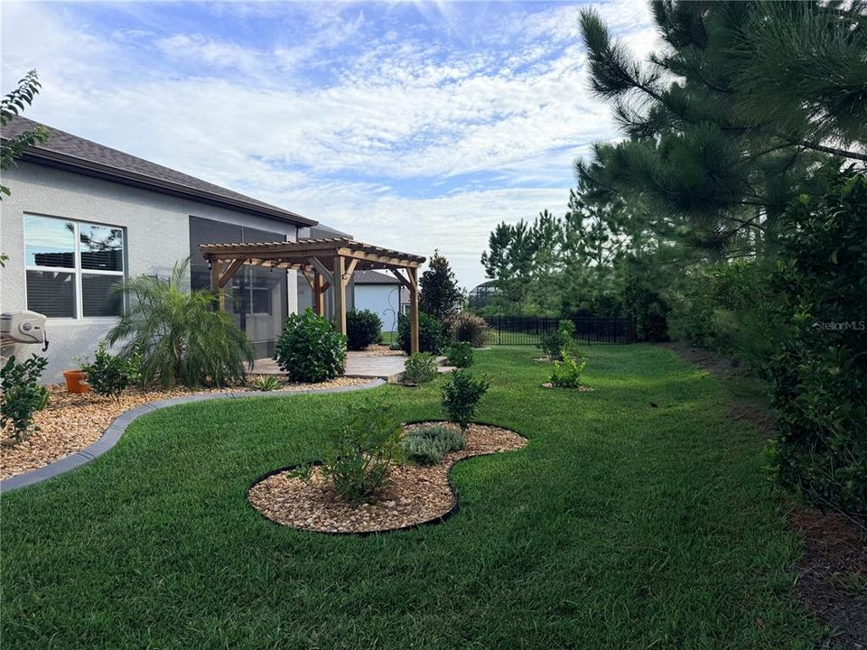 For Sale: $300,000 (3 beds, 2 baths, 2110 Square Feet)