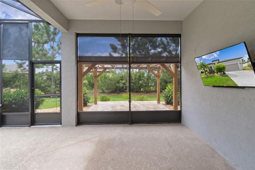 For Sale: $300,000 (3 beds, 2 baths, 2110 Square Feet)