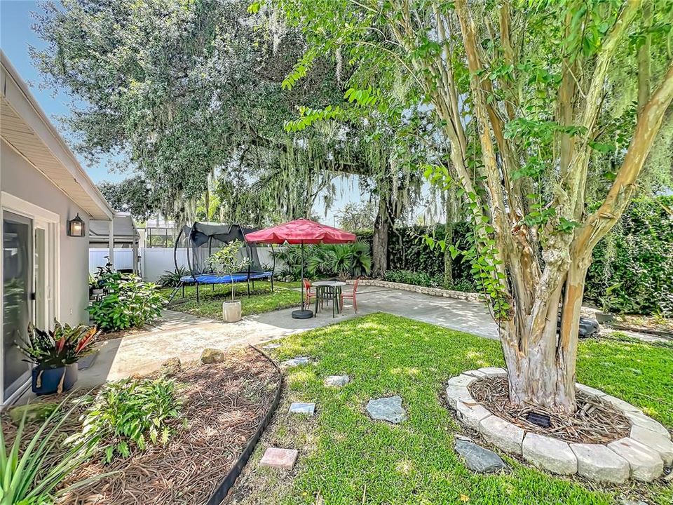 Activo con contrato: $624,900 (4 camas, 2 baños, 1933 Pies cuadrados)