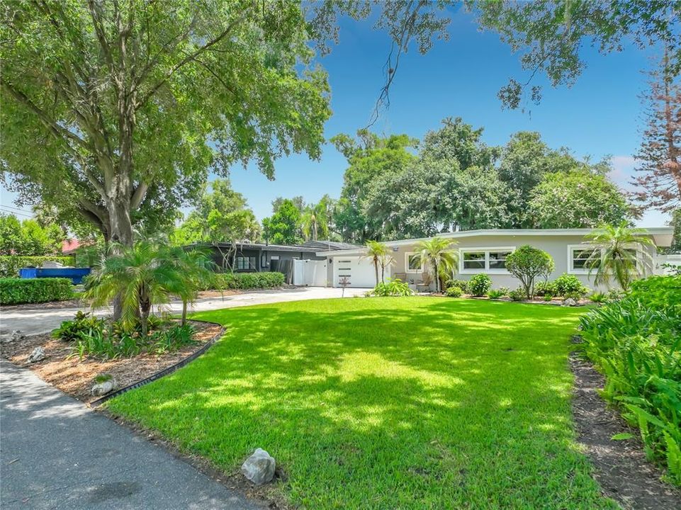Activo con contrato: $624,900 (4 camas, 2 baños, 1933 Pies cuadrados)