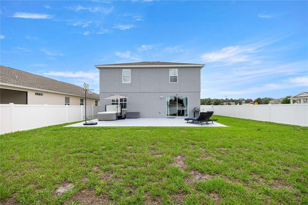 For Rent: $2,800 (4 beds, 2 baths, 2409 Square Feet)