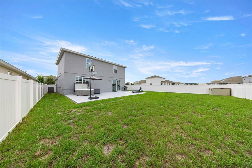 For Rent: $2,800 (4 beds, 2 baths, 2409 Square Feet)