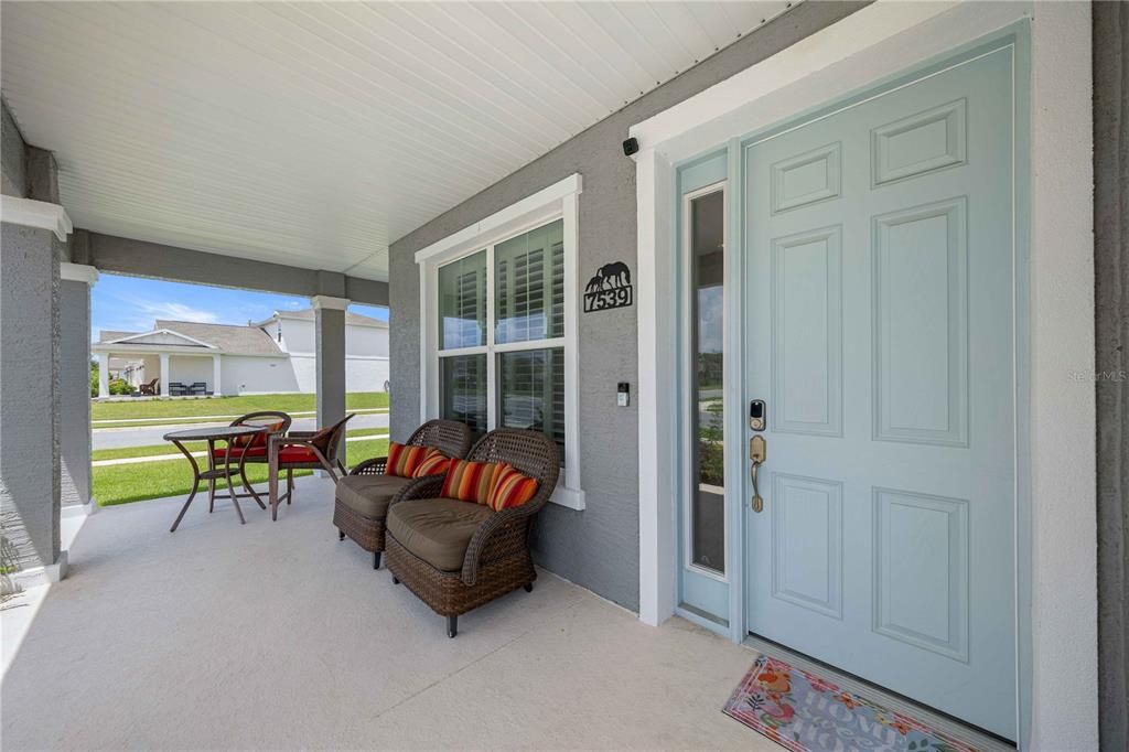 For Rent: $2,800 (4 beds, 2 baths, 2409 Square Feet)