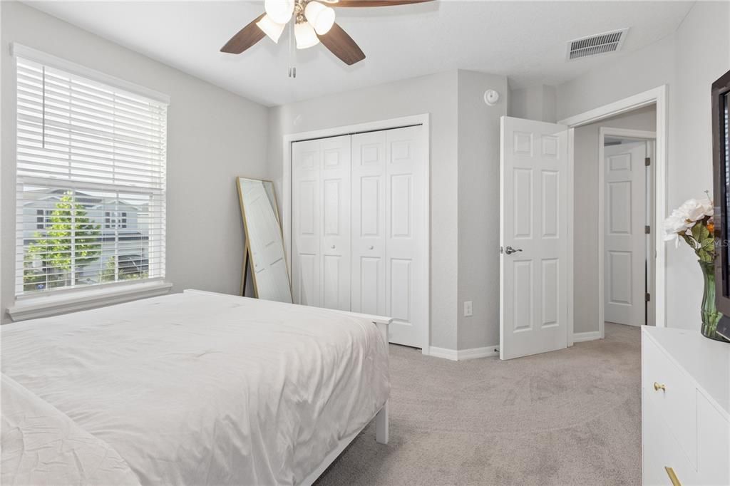 For Rent: $2,750 (4 beds, 2 baths, 2036 Square Feet)