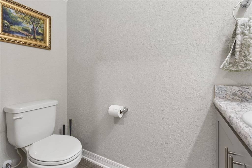 For Rent: $2,750 (4 beds, 2 baths, 2036 Square Feet)