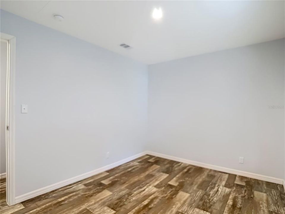 На продажу: $179,000 (3 спален, 2 ванн, 1404 Квадратных фут)