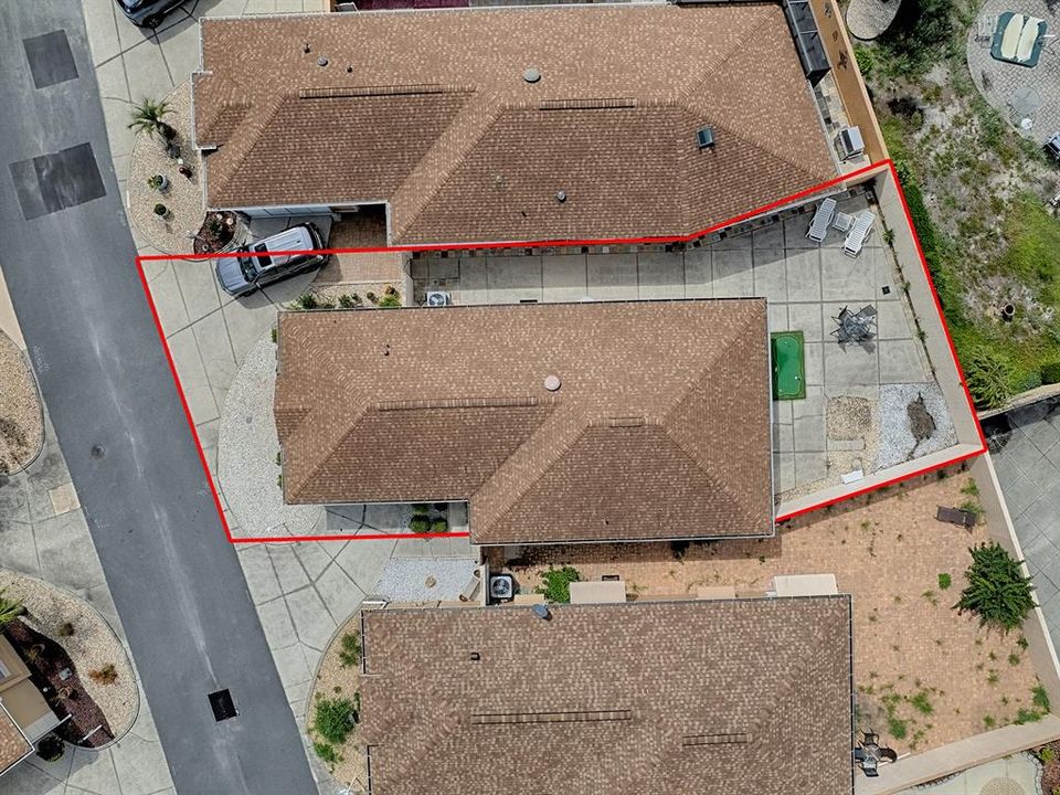 For Sale: $318,000 (2 beds, 2 baths, 1156 Square Feet)